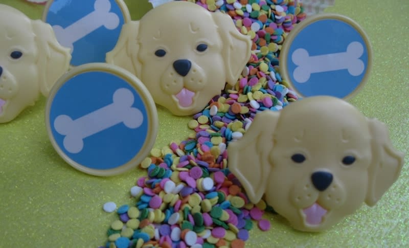 Send 12 Puppy Cupcake Decorating Rings And Edible Quins By