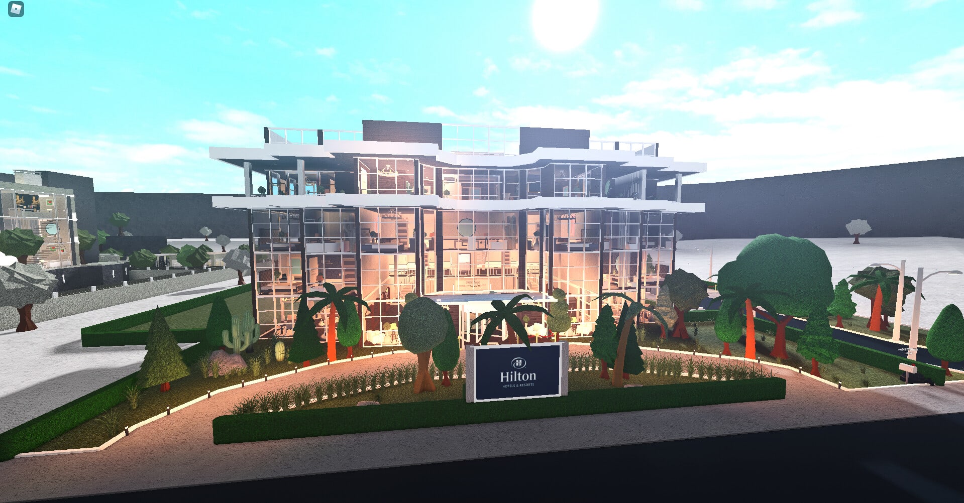 BUILDING A BLOXBURG HOTEL