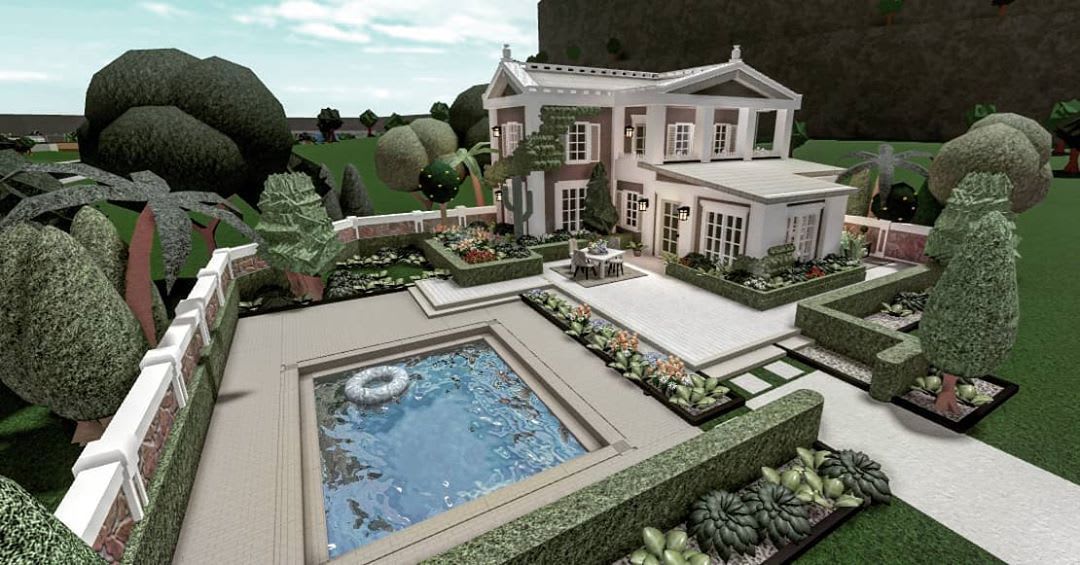 Roblox Bloxburg House Build! Very Big Mansion