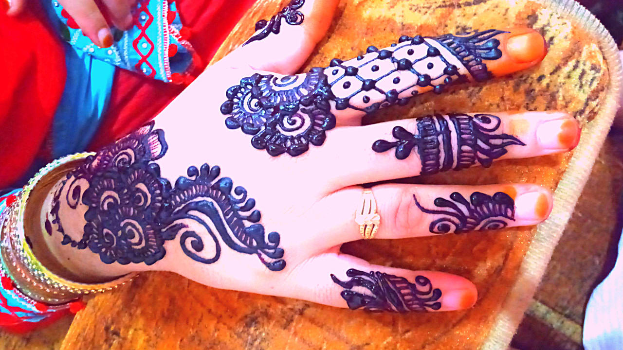 Here's the full picture of my previous video. Click on the link in my Bio  to enjoy the full video… | Mehndi designs, Back hand mehndi designs, Unique mehndi  designs