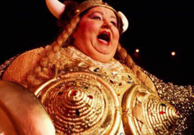 sing-any-pop-song-in-a-funny-opera-voice.jpg