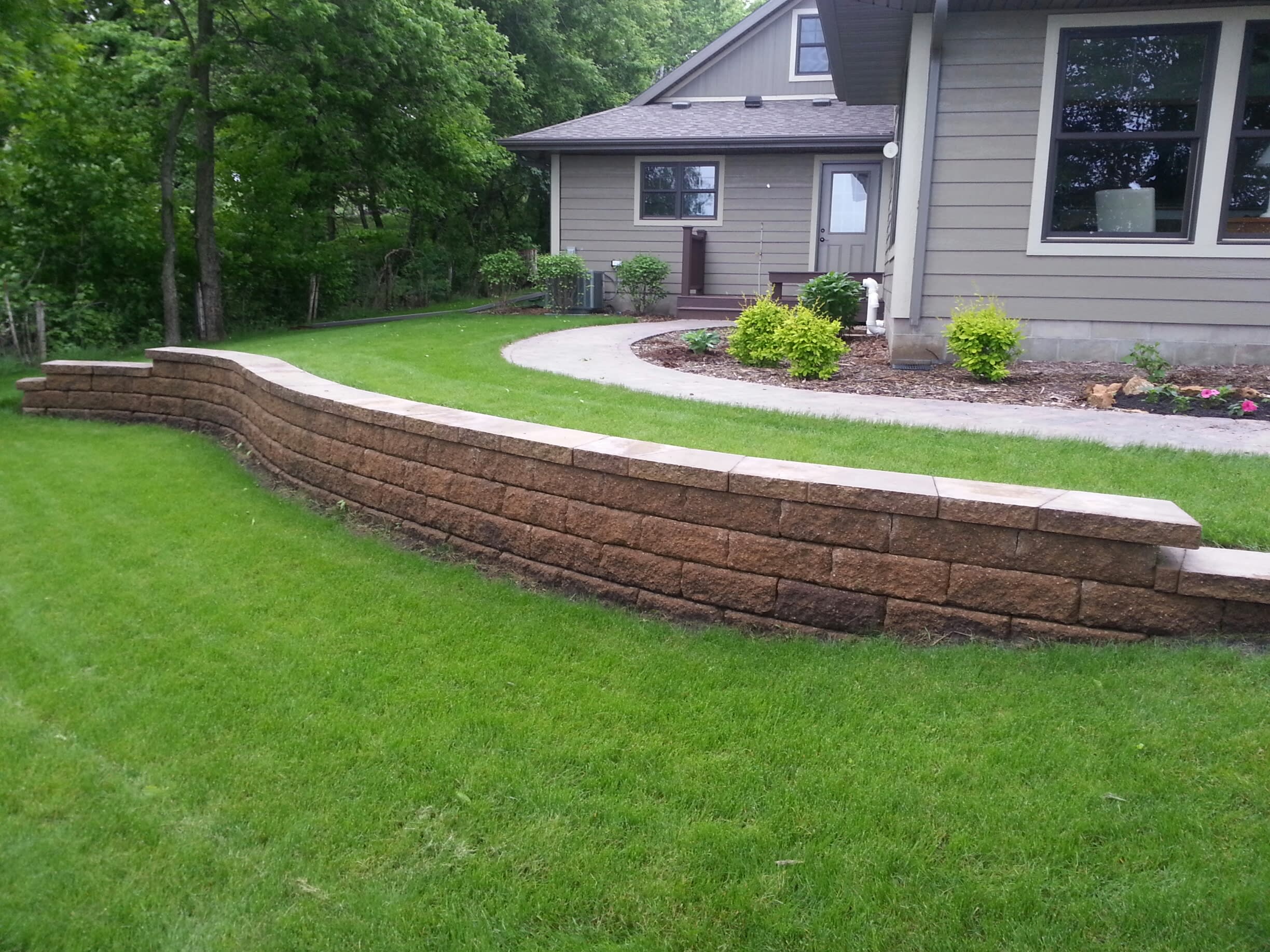 teach you how to build a block Retaining Wall