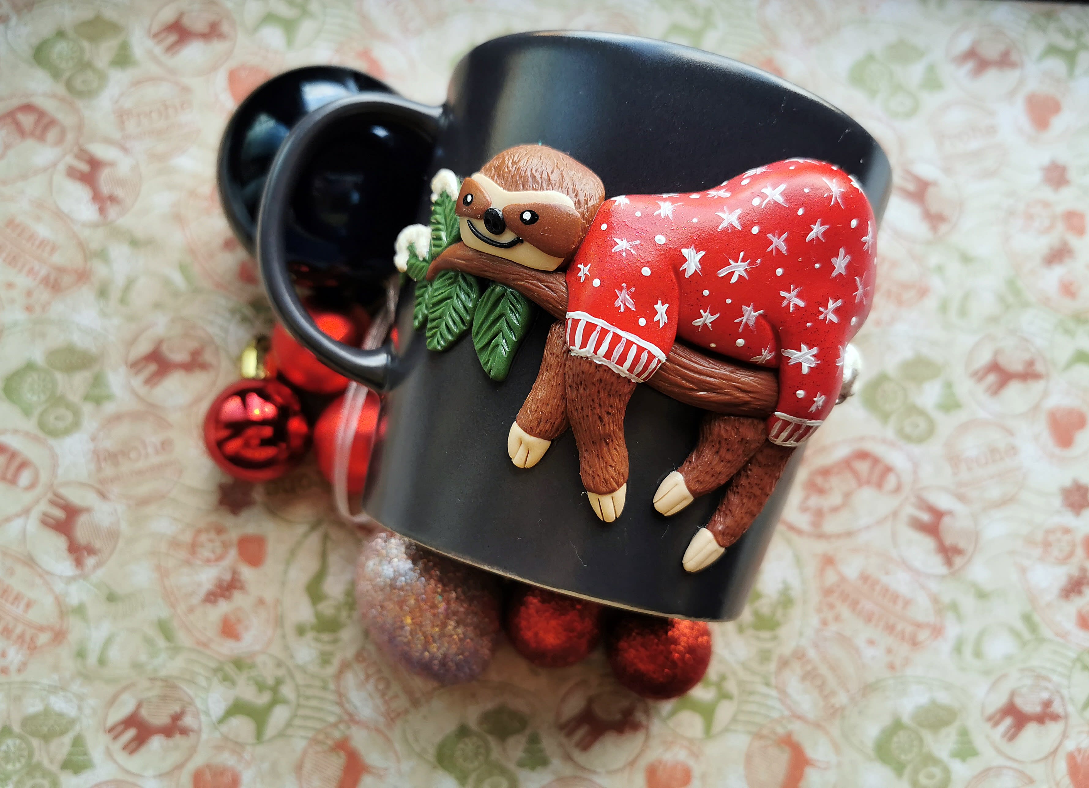 Mugs decorated with polymer clay