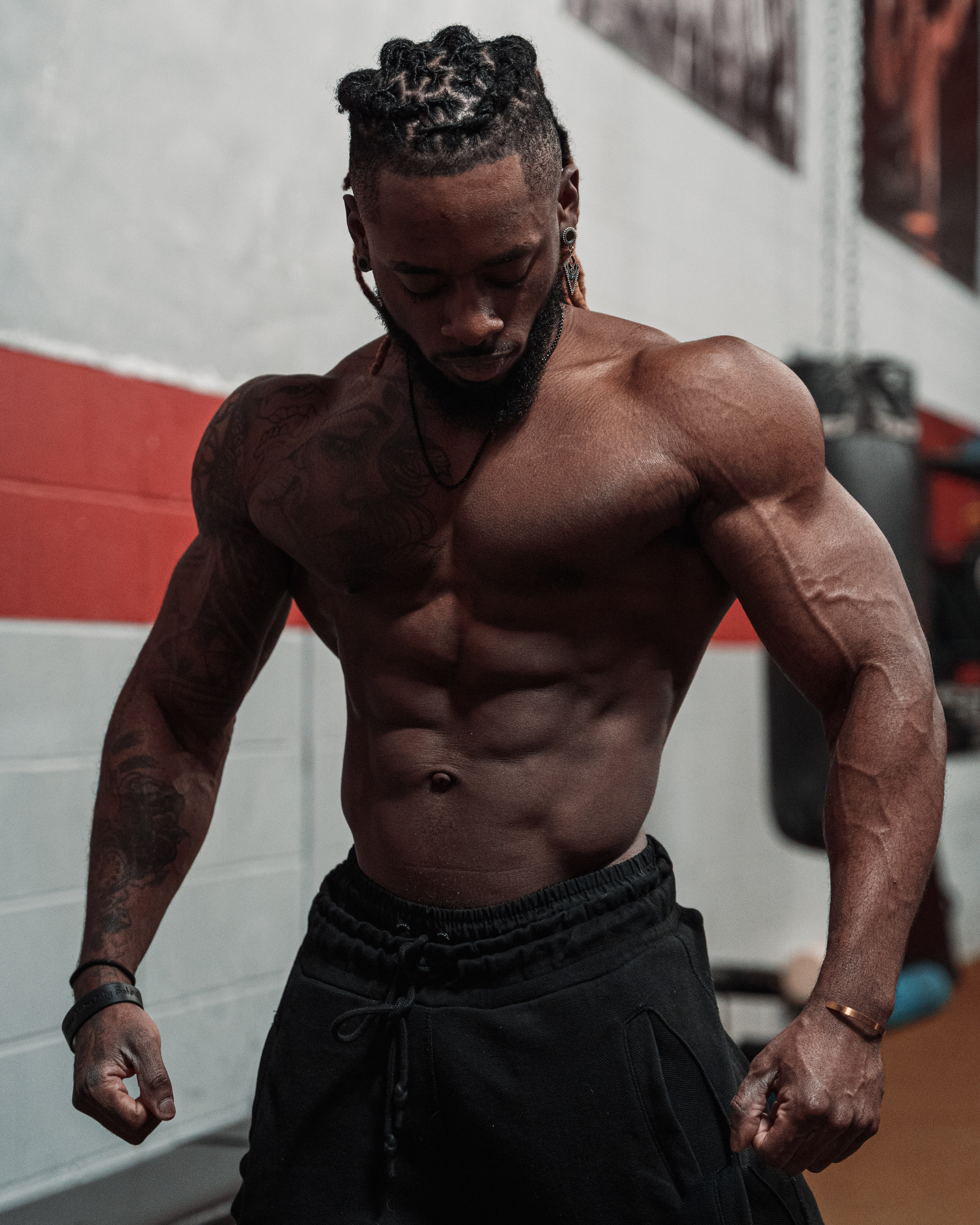 Be your male fitness model by Mensahfitness | Fiverr