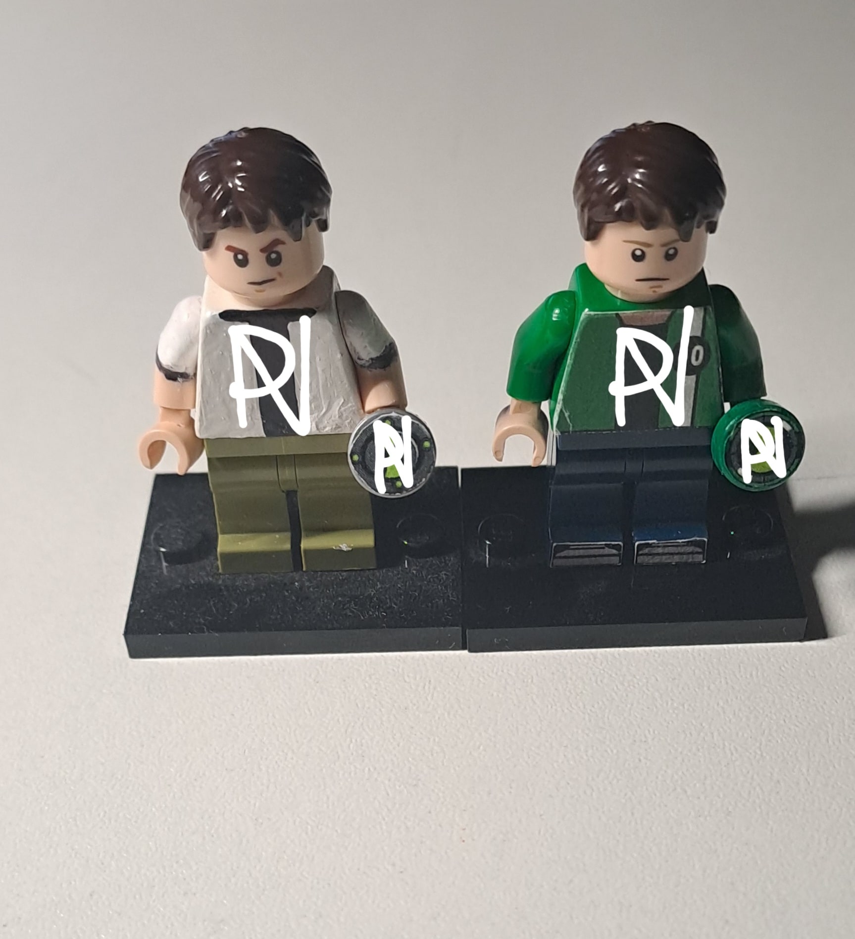 Custom lego discount ben 10 minifigures