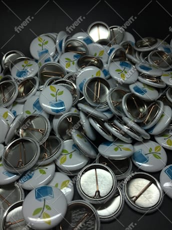 Make custom 1 inch buttons by Calocedrus