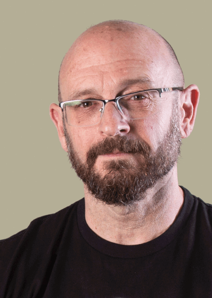 Retouch your headshot photo for CV and social media - Image 8
