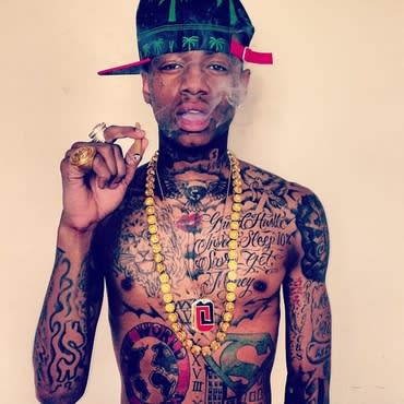 make Soulja Boy follow you on twitter