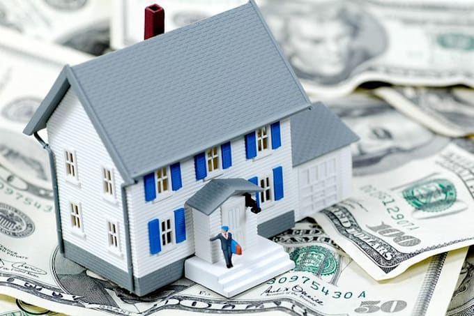 create or analyze a real estate financial model