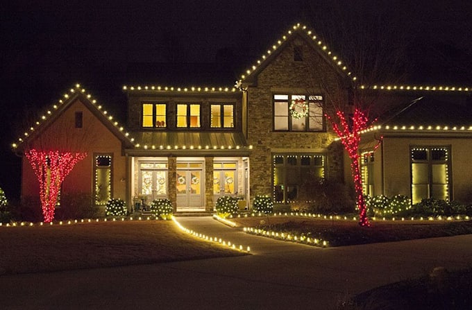 Install Christmas Lights And Make Your Home Lit Up By Frankthevegan10