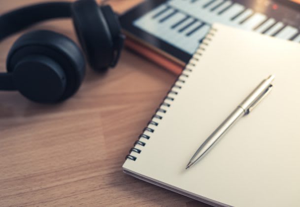 write lyrics in eng or nl with your idea or story
