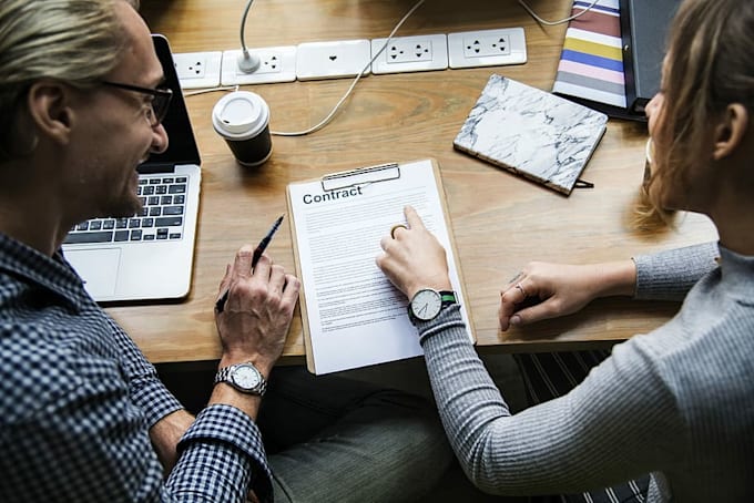 draft a tailored independent contractor agreement