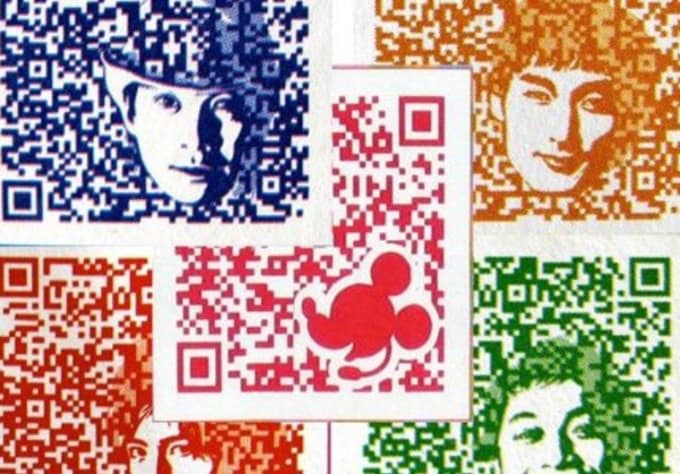 make a world and first class qr codes  with beautiful designs