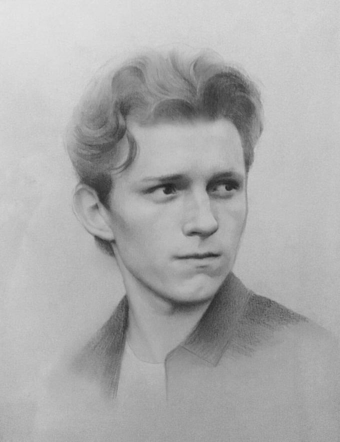 draw a realistic pencil sketch portrait from a photo
