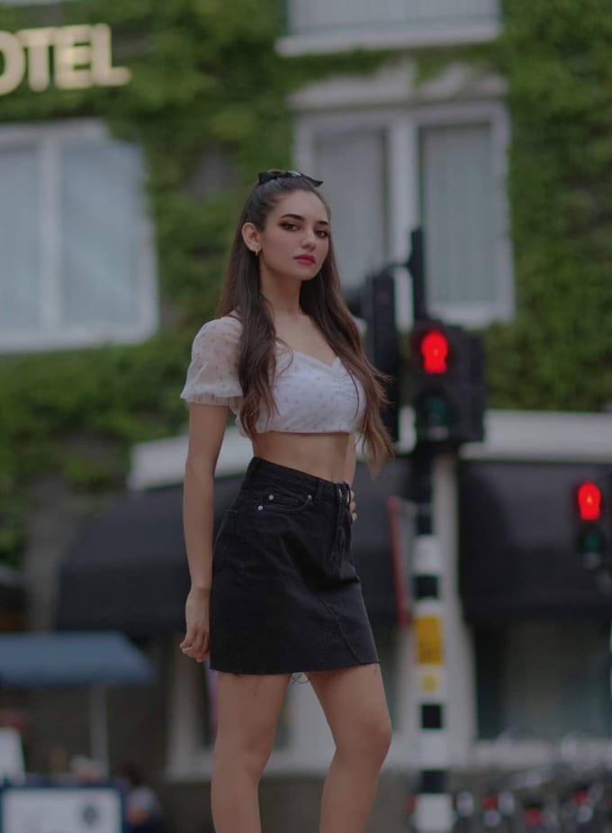 be your professional female model