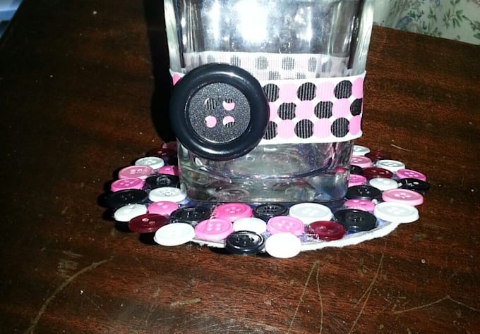 make you a beautiful candle holder from recycled material