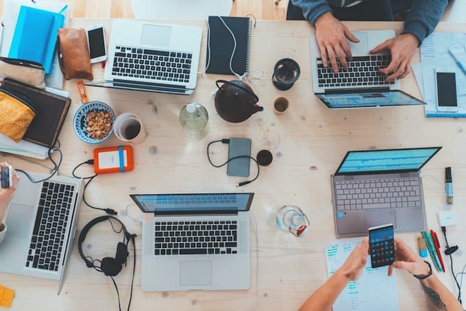be your PHP, laravel, react js, vue js, cakephp expert