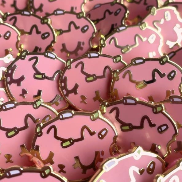 create custom enamel pin design