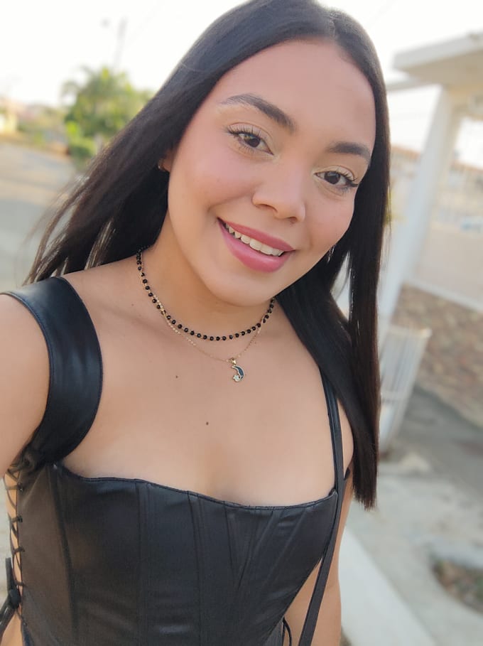 be your asmr female model audio or video