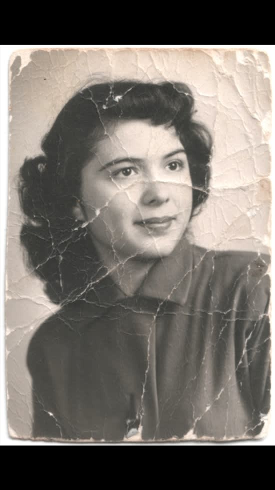 Restore,colorize,enhance your old photos to a brilliant quality by