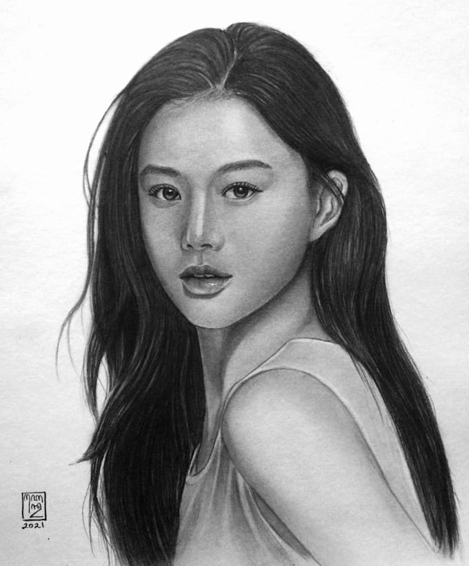sketch your face with pencil