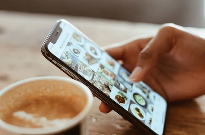 be your social media manager