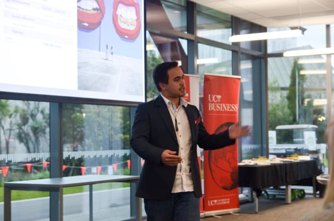set up your hubspot, with marketing strategy and training