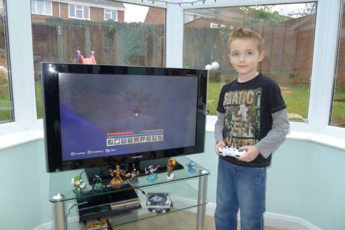 Arrange For Your Child To Play Minecraft Online On Ps3 With My 8 Year Old Son By Garywilkes Fiverr