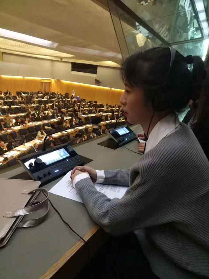 provide simultaneous mandarin interpreting for zoom webinars