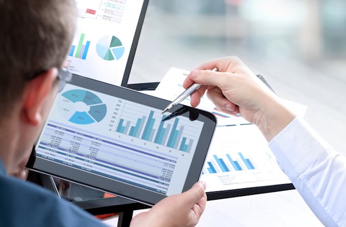 provide insightful concise succinct financial analysis