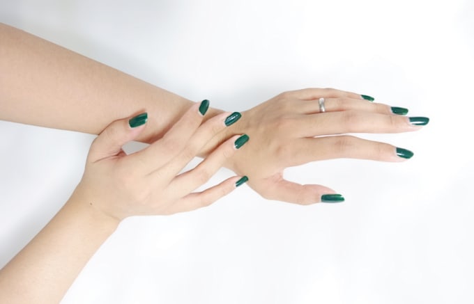 be your amazing hand model for your brand