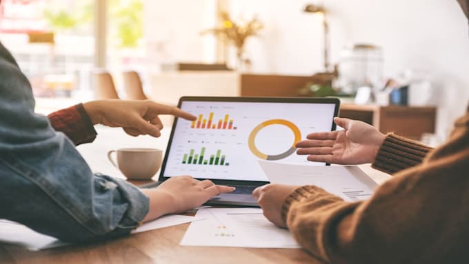 do management information technology research