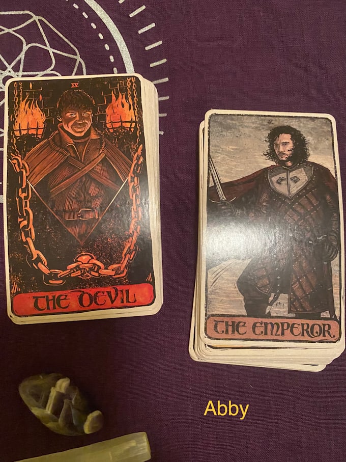 Do 1 card reading per 3 yes or no questions by Sophiasjoy Fiverr