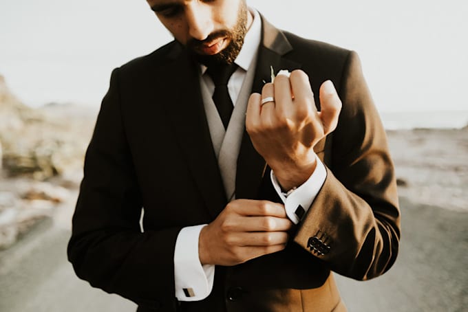 be your dating coach, relationship coach, confidence builder