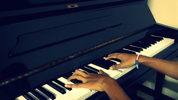 teach you to play the Piano via video tutorials