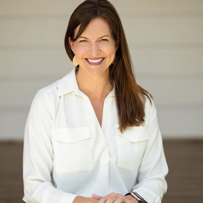 Be your female brand ambassador and model for your product by