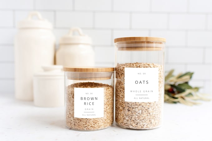 share minimalist spice jar labels for your pantry