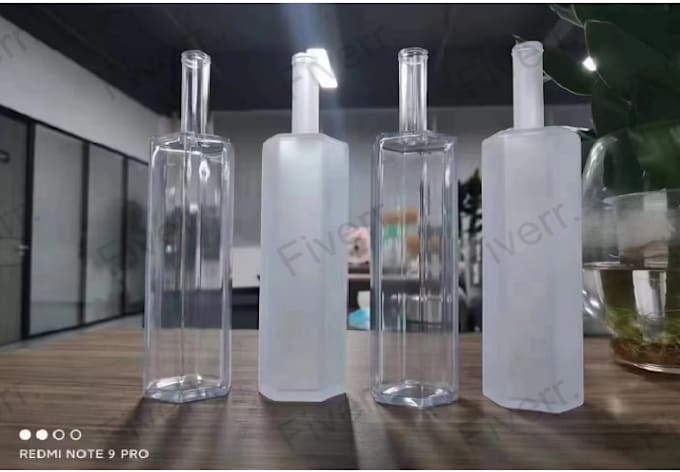 do plastic bottle or glass bottle creative 3d bottle design