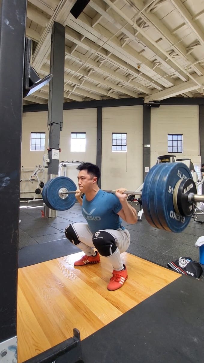 Make a 4 week powerlifting program for beginners by Juicydelts Fiverr