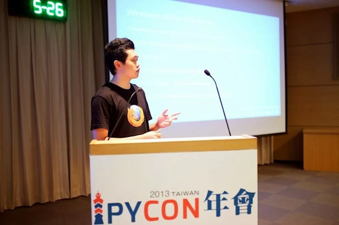 Teach python for beginners and how to be self taught by Littleq0903 ...