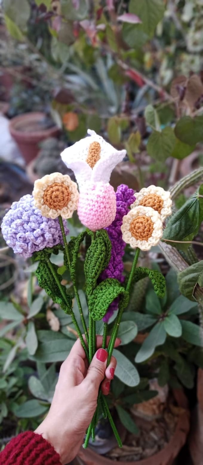 write crochet flower pattern