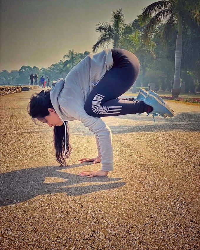 be your online live yoga practice coach
