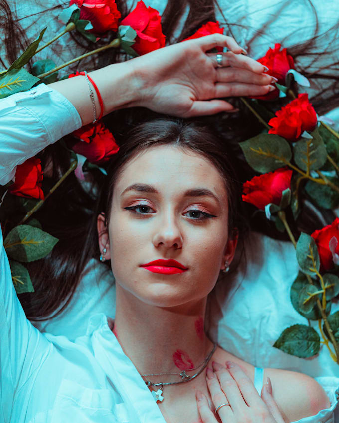 Do photo shoots and editing in london by Alexis19537 Fiverr