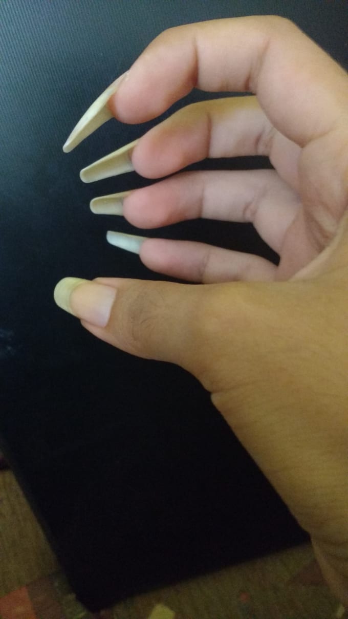 Send you 10 photos of my very long natural nails by Olenkacarbajal