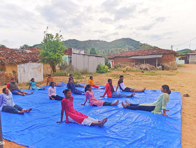 teach live yoga 1 on 1 session