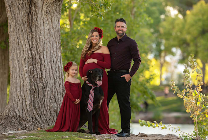 do newborn, maternity and family photo retouching