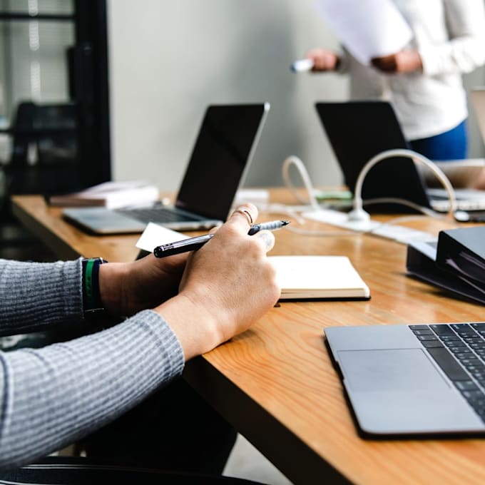 cv writing, tailoring and formatting