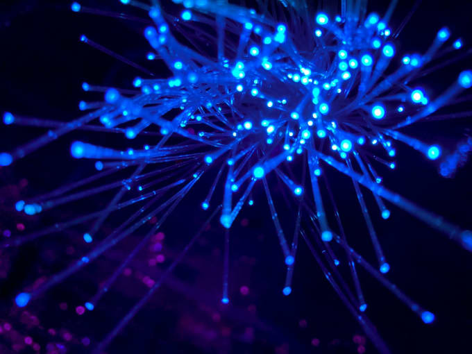 do graph analysis, algorithms, social networks and graph neural networks