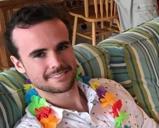 Write Your Profile For Tinder Or Plenty Of Fish By Bingeclock