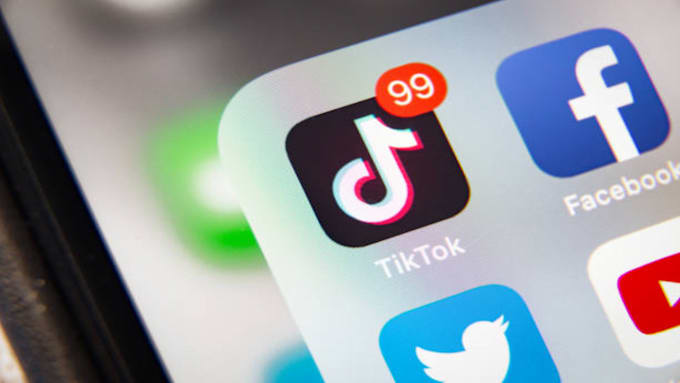 create ai generated videos good for tiktok instagram reels and ads etc